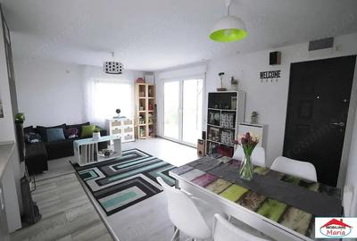 Casă cu Teren 1000 Mp în Central - 1