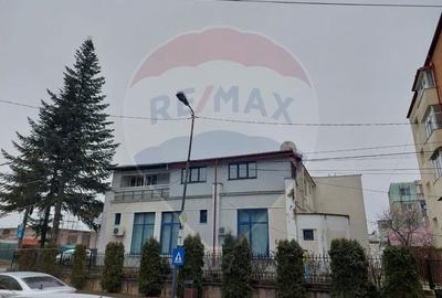 Spatiu comercial / birouri in Moinesti ultracentral de inchiriat - 4