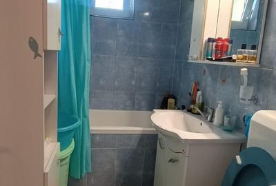 Apartament cu 3 camere semidecomandat, mobilat în Policlinica - 8