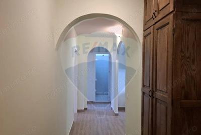 Apartament cu 3 camere decomandat în Tudor - 6
