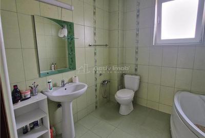 Casă cu Teren 409 Mp în 1 Mai - 1