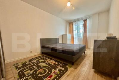 Apartamentcu cu 3 camere, 50 mp, etaj intermediar, garaj, zo - 4