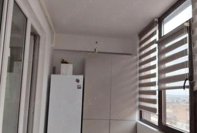 Apartament cu 2 camere semidecomandat în Roșu