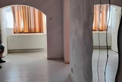 Garsonieră decomandată în Freidorf - 1