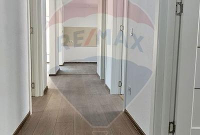 Casă cu 3 camere cu Teren 300 Mp în Central - 12
