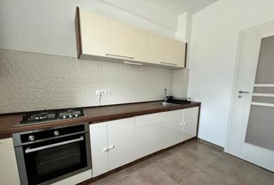 Apartament cu 3 camere decomandat în Bucureștii Noi