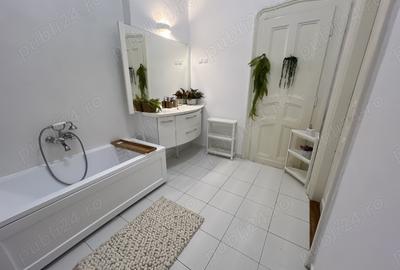 Apartament istoric, 3 camere, 104 mp - Pia?a Victoriei | Vedere panoramica,complet utilat ?i mobilat - 2