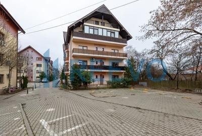 Penthouse cu 5 camere decomandat, mobilat în Calea Moldovei - 54