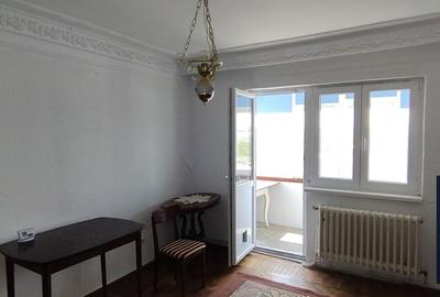 Apartament cu 2 camere decomandat în Central - 3