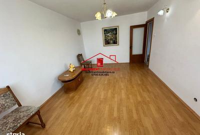 Apartament cu 3 camere decomandat în C5 - 6