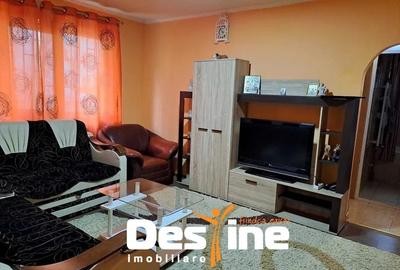 Alexandru cel Bun ap 2 camere semidecomandat , 40 mp 70.000 euro