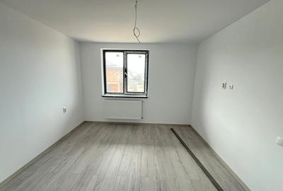 Duplex cu 4 camere cu Teren 250 Mp în Tărlungeni - 8
