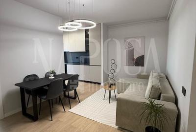 Apartament cu 3 camere semidecomandat, mobilat în Florești - 1