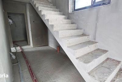 Casă cu 4 camere cu Canalizare în Făget - 3