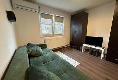 Garsonieră decomandată, mobilată în Buziașului - 2