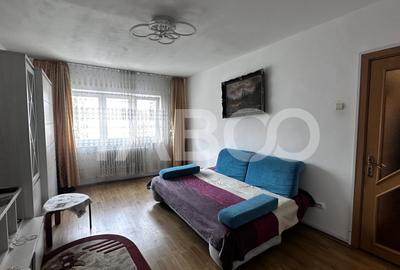 Apartament cu 2 camere decomandat, mobilat în Vasile Aaron - 2