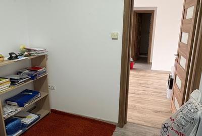 Apartament cu 2 camere semidecomandat în Școlilor - 1