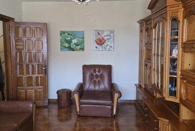 Apartament cu 2 camere decomandat în Central - 1