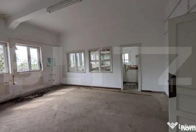 Casă cu 5 camere cu Teren 1216 Mp în Central - 12