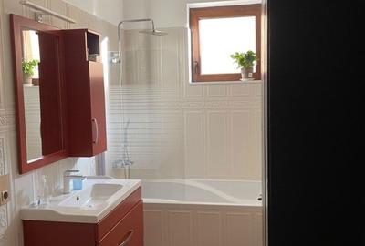 Casă cu 5 camere cu Teren 628 Mp în Titulescu - 5