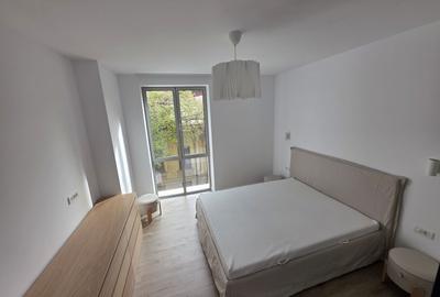 Apartament cu 3 camere în P-ța Universității - 8