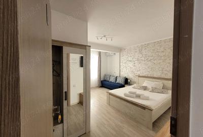 Casă cu 14 camere cu Teren 300 Mp în Eforie - 3