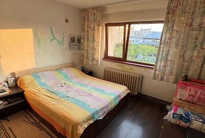 Apartament cu 3 camere decomandat, mobilat în Nicolina - 1