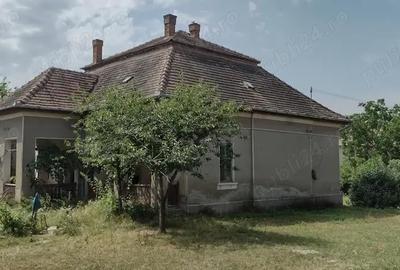 Casă cu 4 camere în Santău - 7