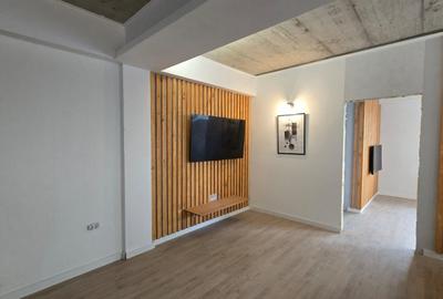 Apartament cu 2 camere semidecomandat în Băneasa