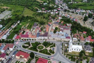 Teren de 15824 mp, în Ultracentral - 7