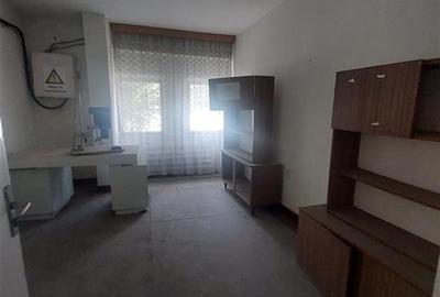 Birou, de 36 mp, în Est - 6