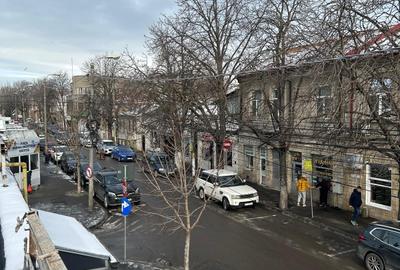 Spațiu Comercial Ultracentral de închiriat!! - 2