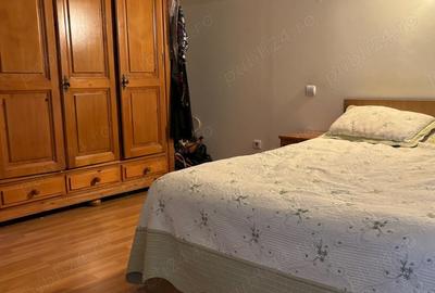 Casă cu 8 camere cu Teren 400 Mp în Central - 2