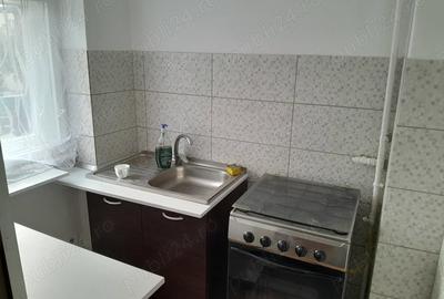 Garsonieră decomandată în Central - 4