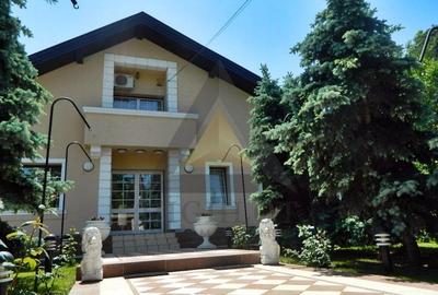 Casă individuală cu 6 camere cu Canalizare în Ferme