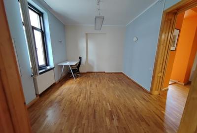 Zona Piata Romana apartament 10 camere in vila - 3