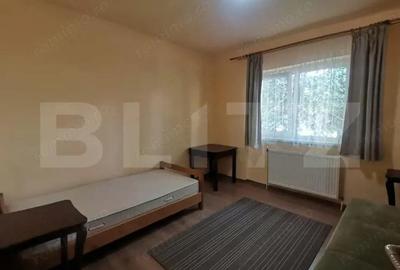 Apartament 2 camere, decomandat, zona Soarelui
