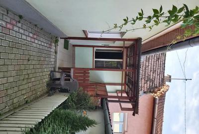 Casă cu 2 camere cu Teren 200 Mp în Central - 10