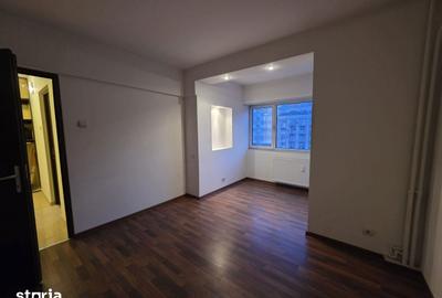 Apartament cu 3 camere decomandat în 13 Septembrie - 20
