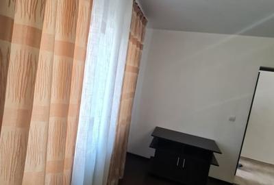 Apartament cu 4 camere decomandat în Galata - 2