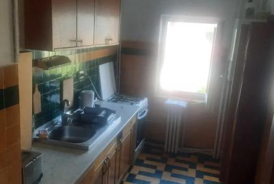 Camera libera intr-un apartament cu 4 camere - 2