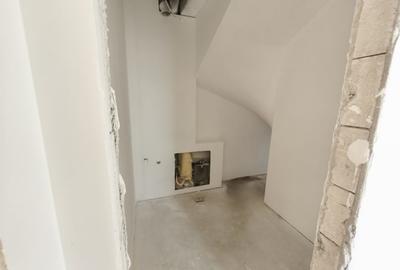 Vila moderna de inchiriat Mamaia Sat pretabil gradinita - 28