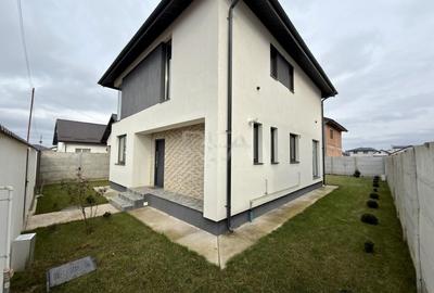 Casă individuală cu 5 camere cu Teren 330 Mp în Central - 23