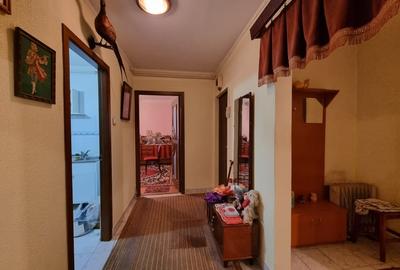 Apartament cu 3 camere decomandat în Mioriței - 2