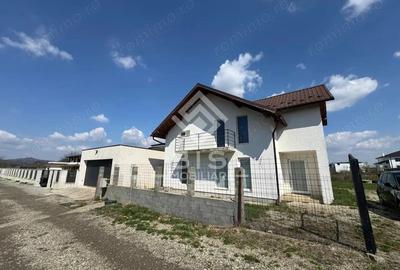 Casă cu Teren 600 Mp în Unirea - 14