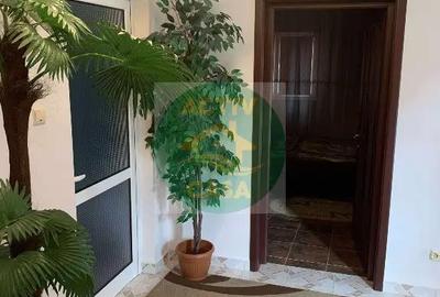 Casă cu 10 camere cu Teren 350 Mp în Est - 3