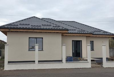 Casa individuala pe parter, teren 330mp, Harman - 19