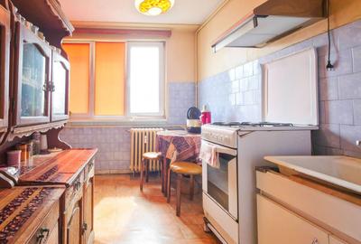 Apartament cu 3 camere decomandat, mobilat în Drumul Taberei - 10