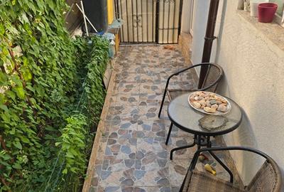 Casă cu 2 camere cu Teren 100 Mp în Central - 5