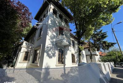 Casă cu 4 camere în Aviatorilor - 1